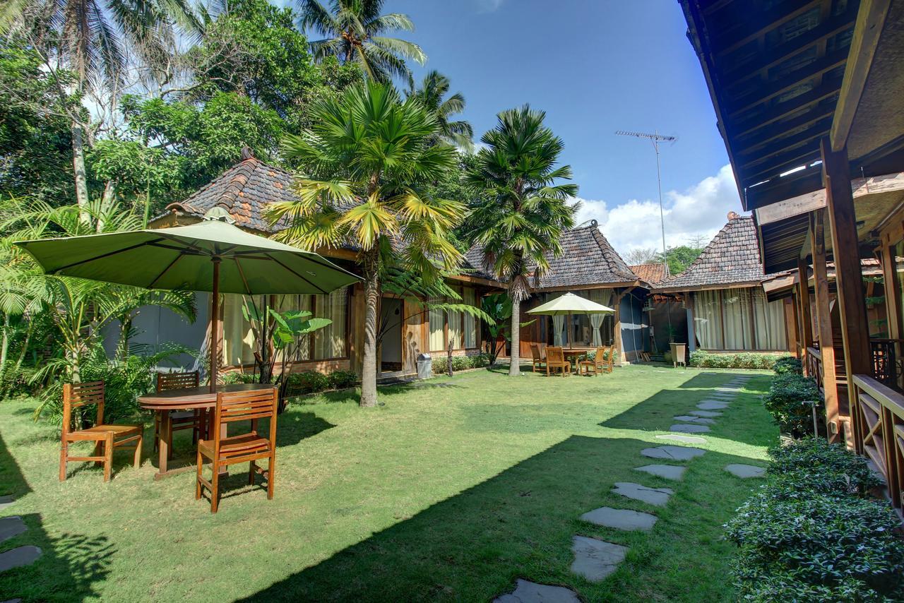 Cempaka Villa Magelang Exterior foto
